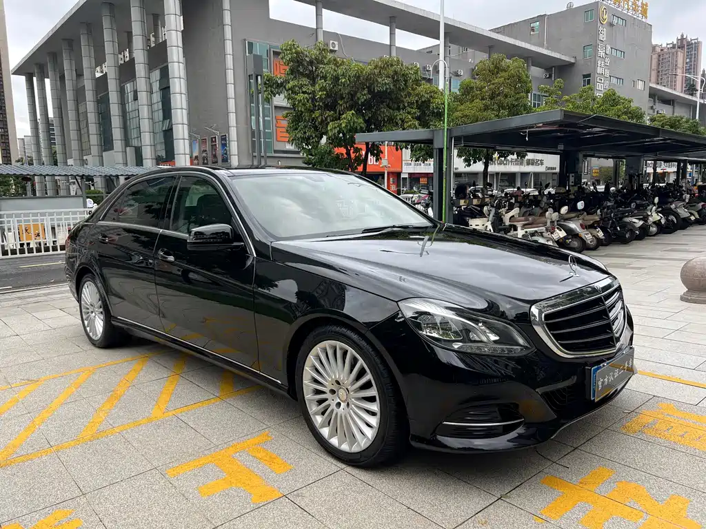 Mercedes-Benz E-Class 2016