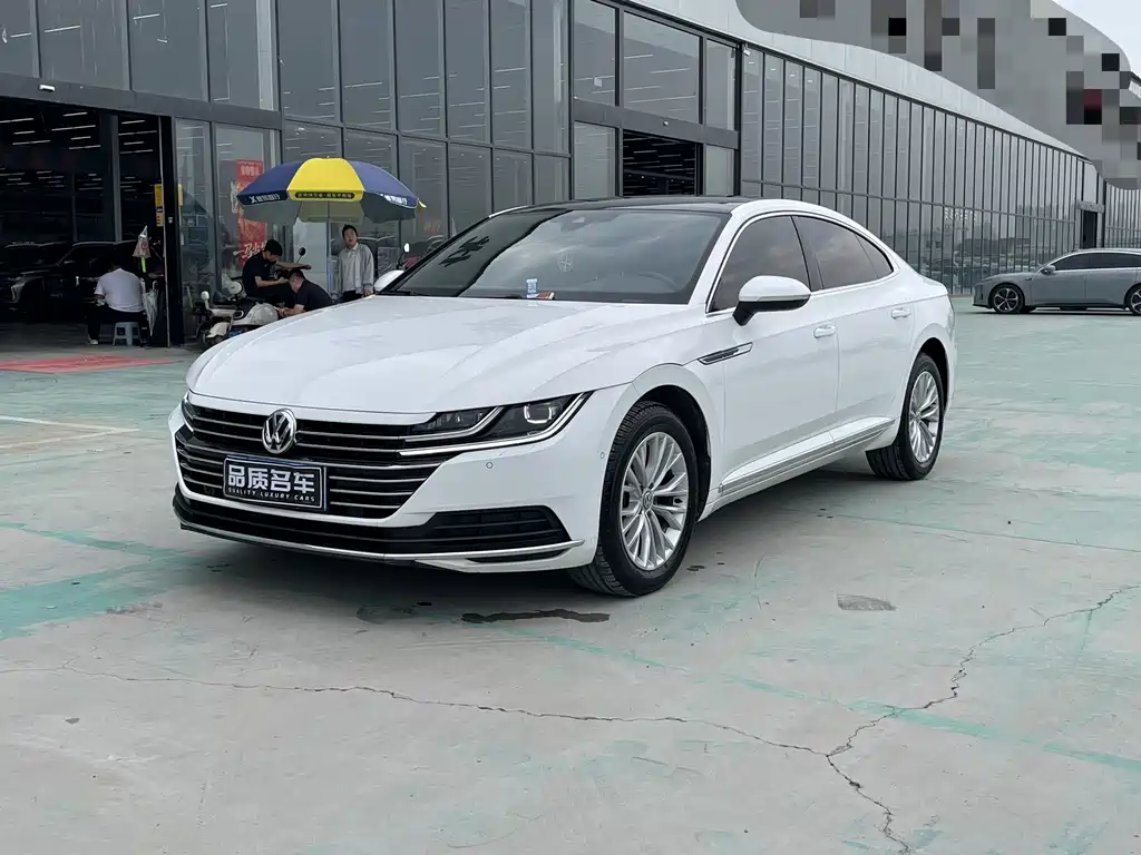 Volkswagen CC 2019 — фото 1