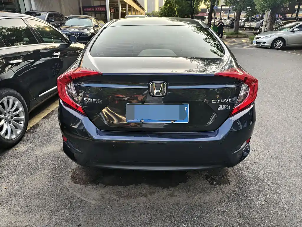 Honda Civic 2019 — фото 13