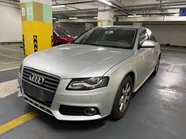 Audi A4L 2011