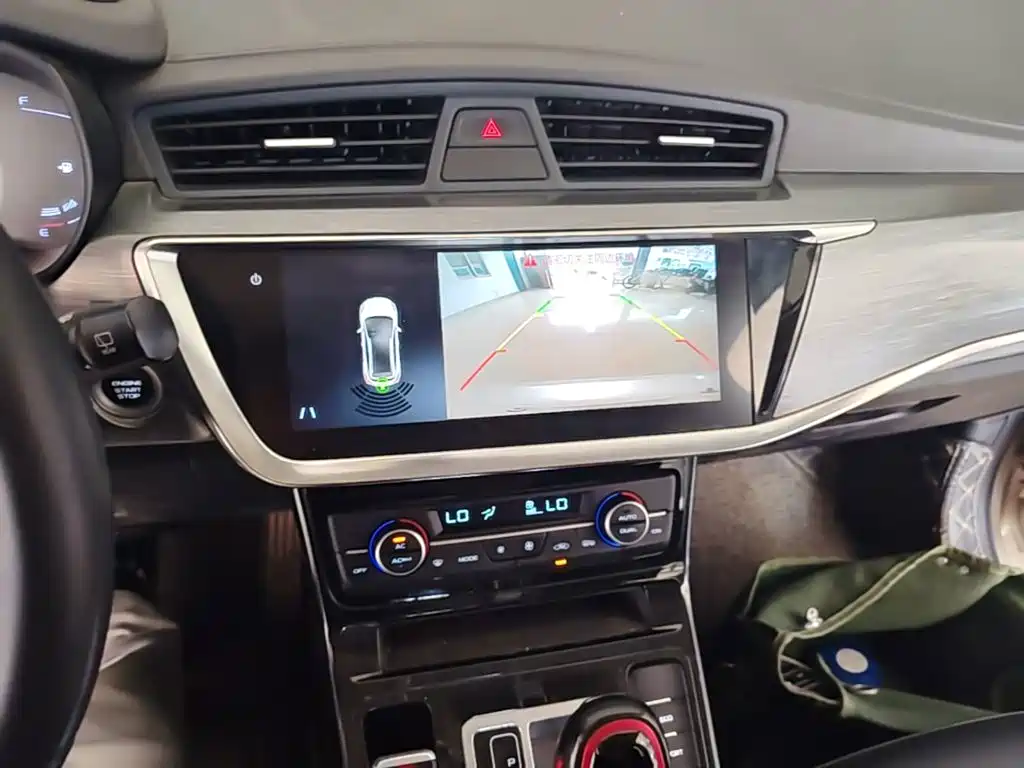Geely Emgrand GS 2020 — фото 13