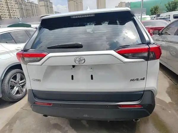 Toyota RAV4 2024