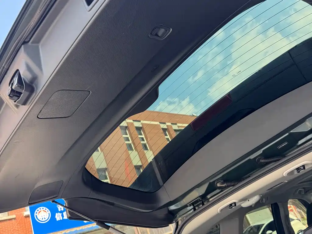Subaru Forester 2022 — фото 15