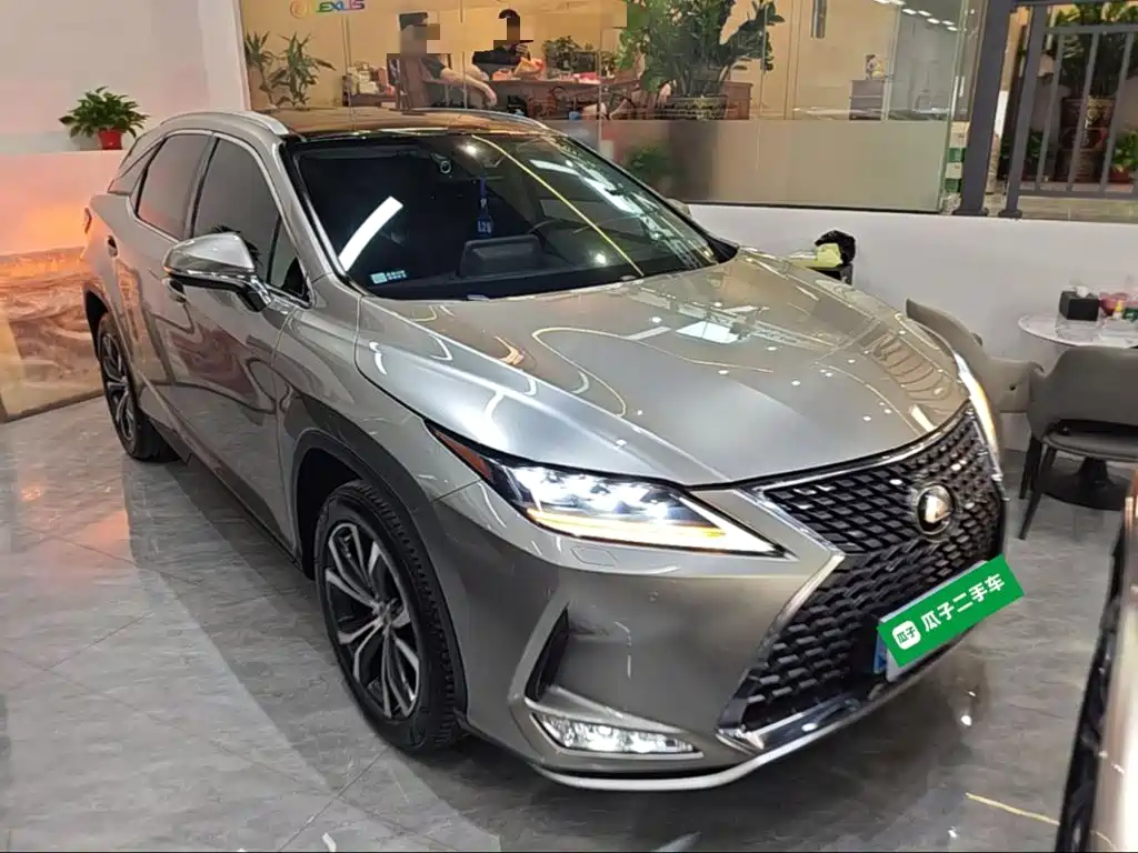 Lexus RX 2021