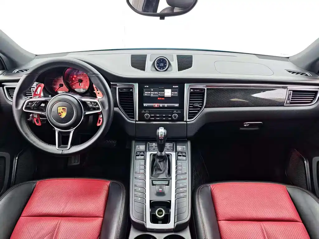 Porsche Macan 2018 — фото 6