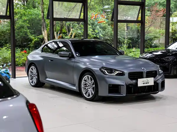 BMW M2 2025