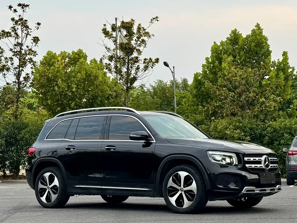 Mercedes-Benz GLB 2022