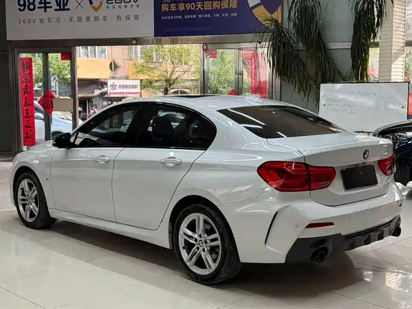 BMW 1 Series 2022