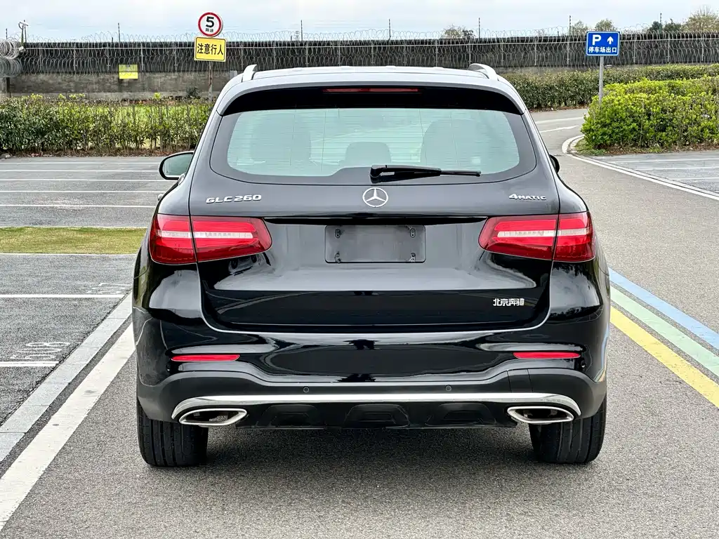 Mercedes-Benz GLC 2017 — фото 6