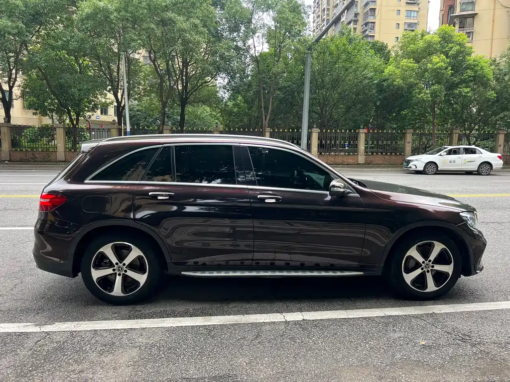 Mercedes-Benz GLC 2019 — фото 13