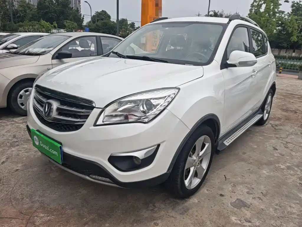Changan CS35 2016