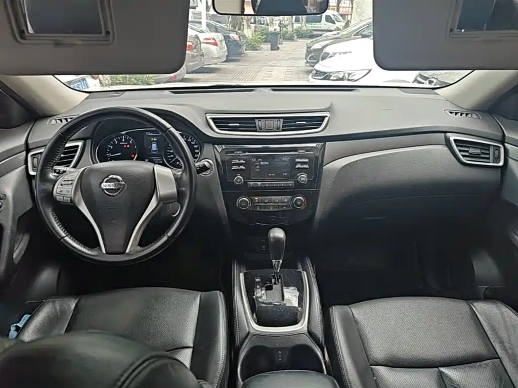 Nissan X-Trail 2016 — фото 10
