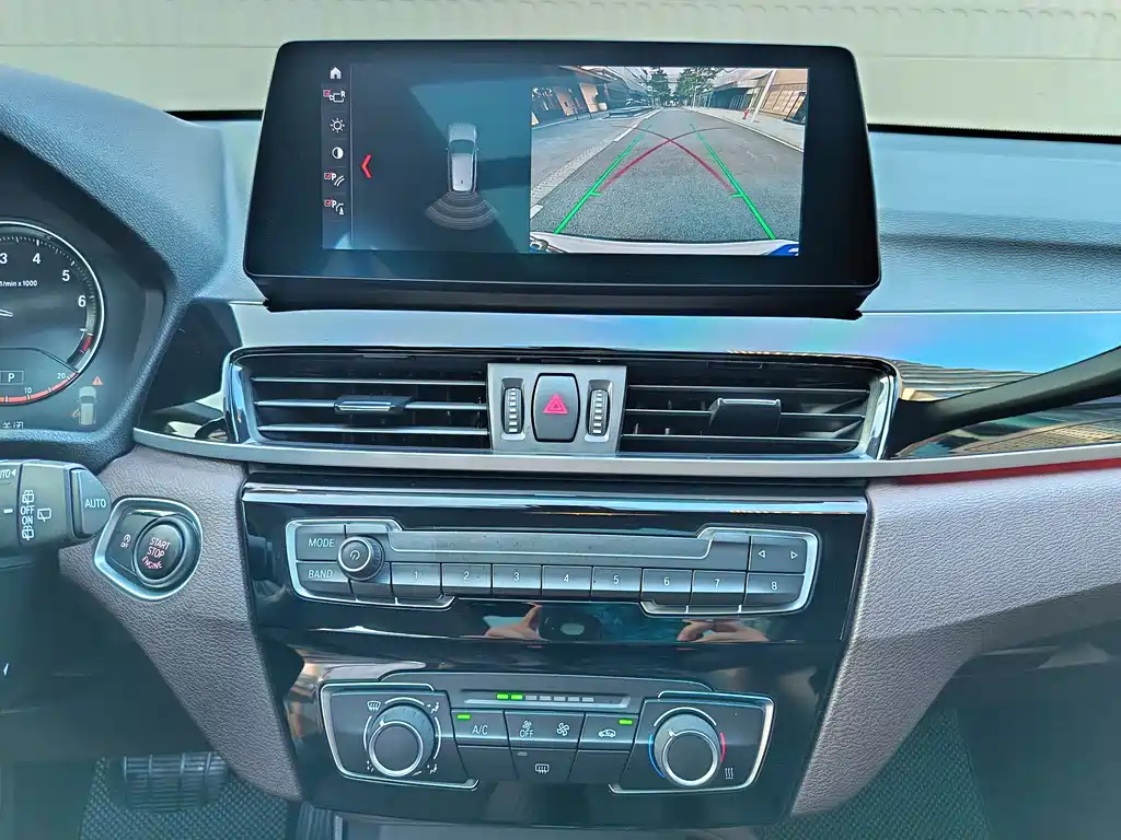 BMW X1 2022 — фото 15