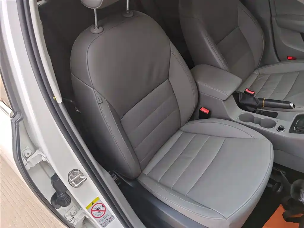 Skoda Octavia 2015 — фото 25