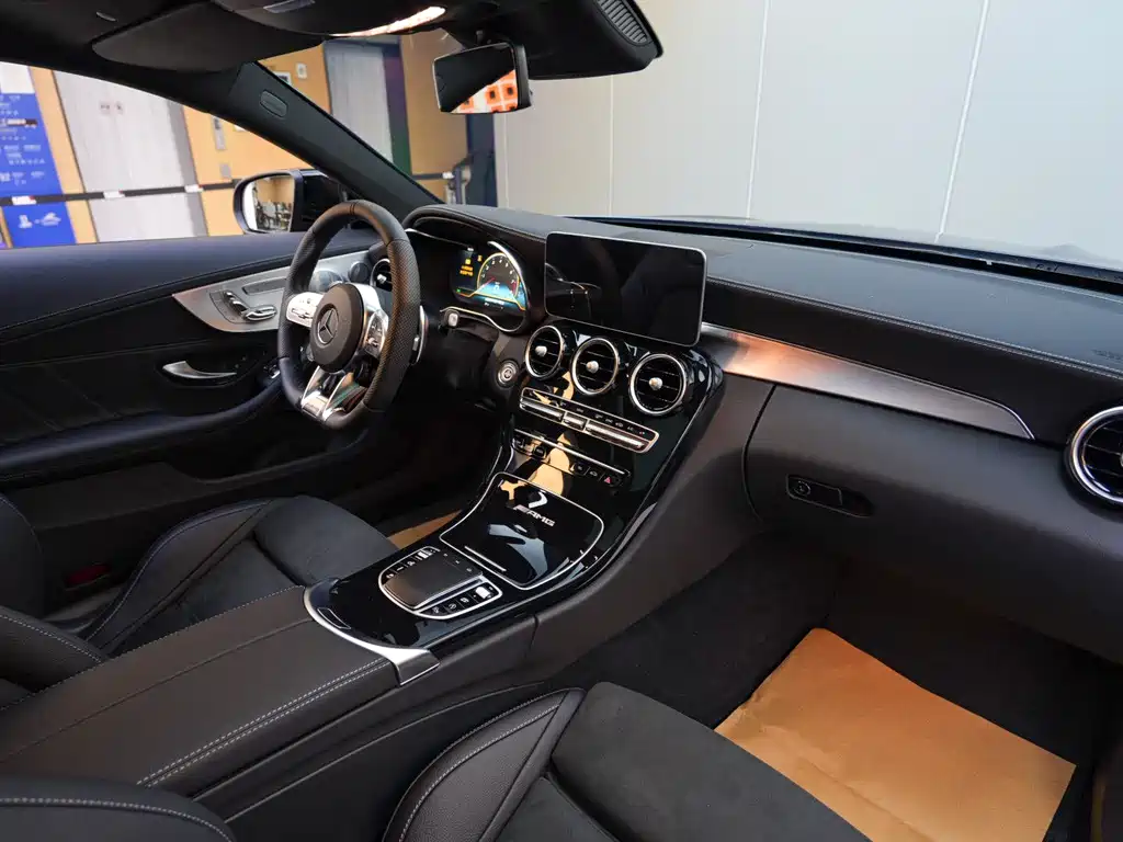 Mercedes-Benz C-Class AMG 2021 — фото 9