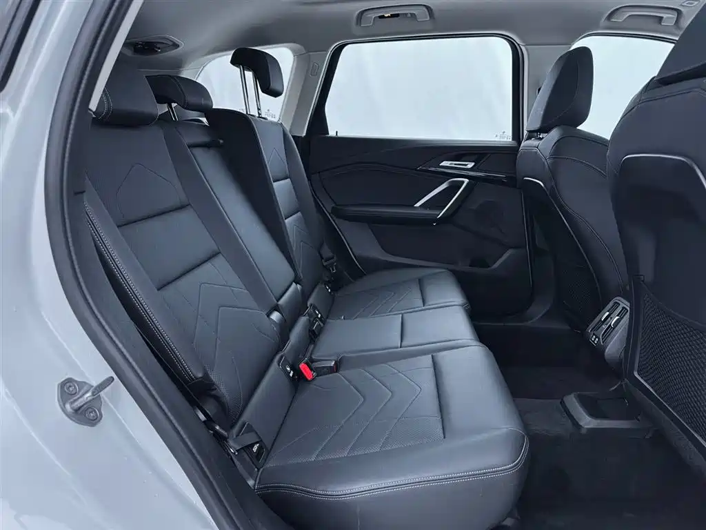BMW X1 2024 — фото 15