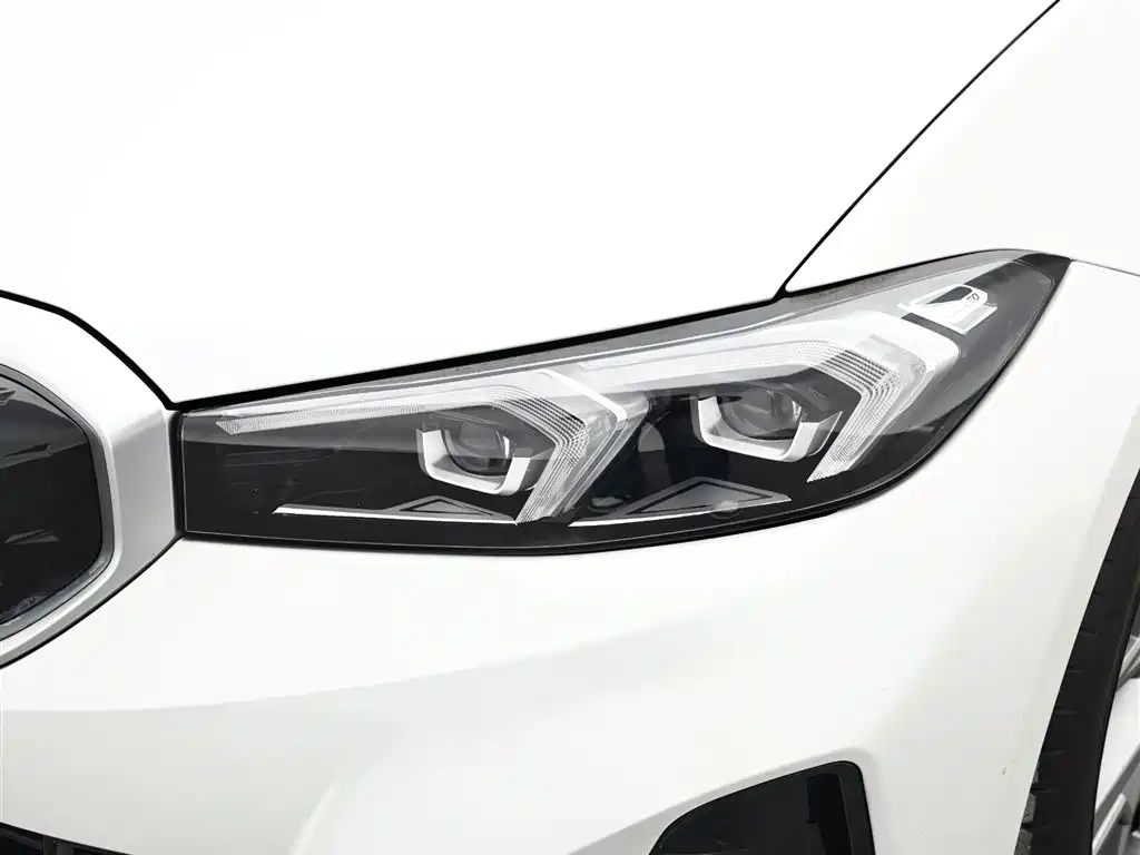 BMW i3 2022 — фото 17