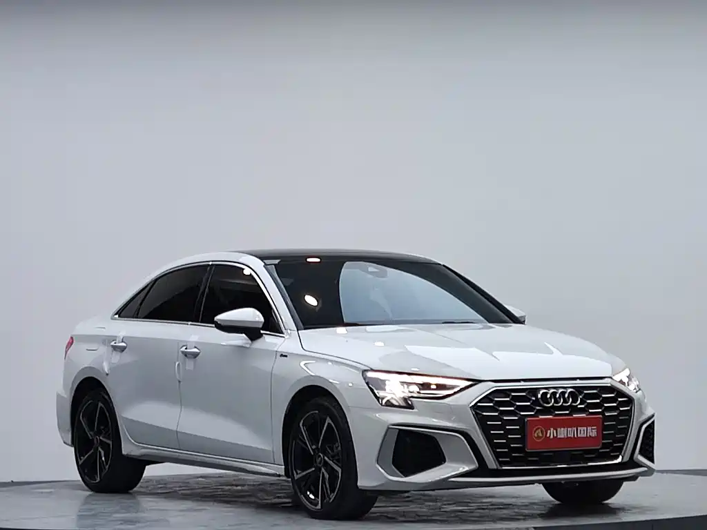 Audi A3 2023 — фото 4