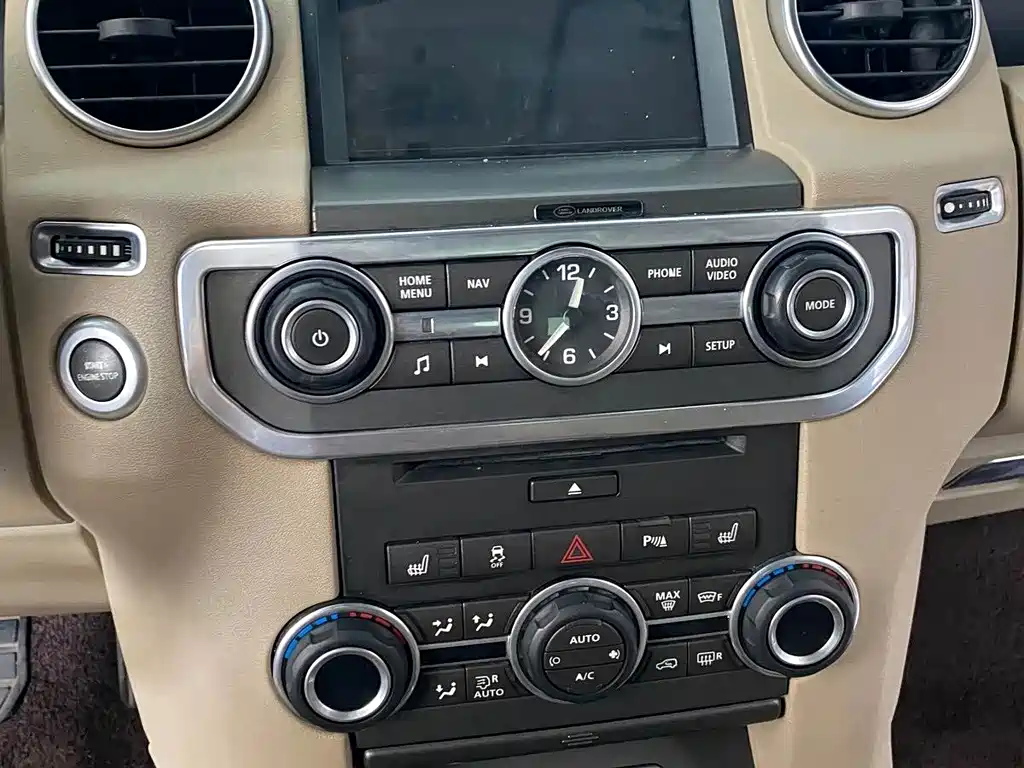 Land Rover Discovery 2013
