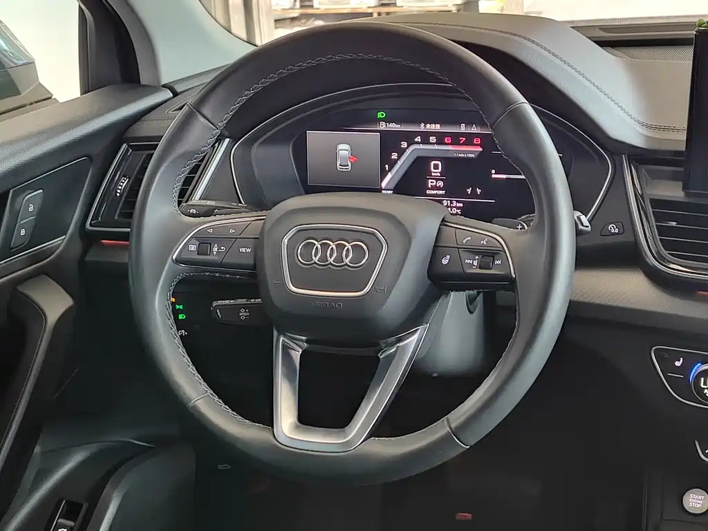 Audi Q5L 2022 — фото 16