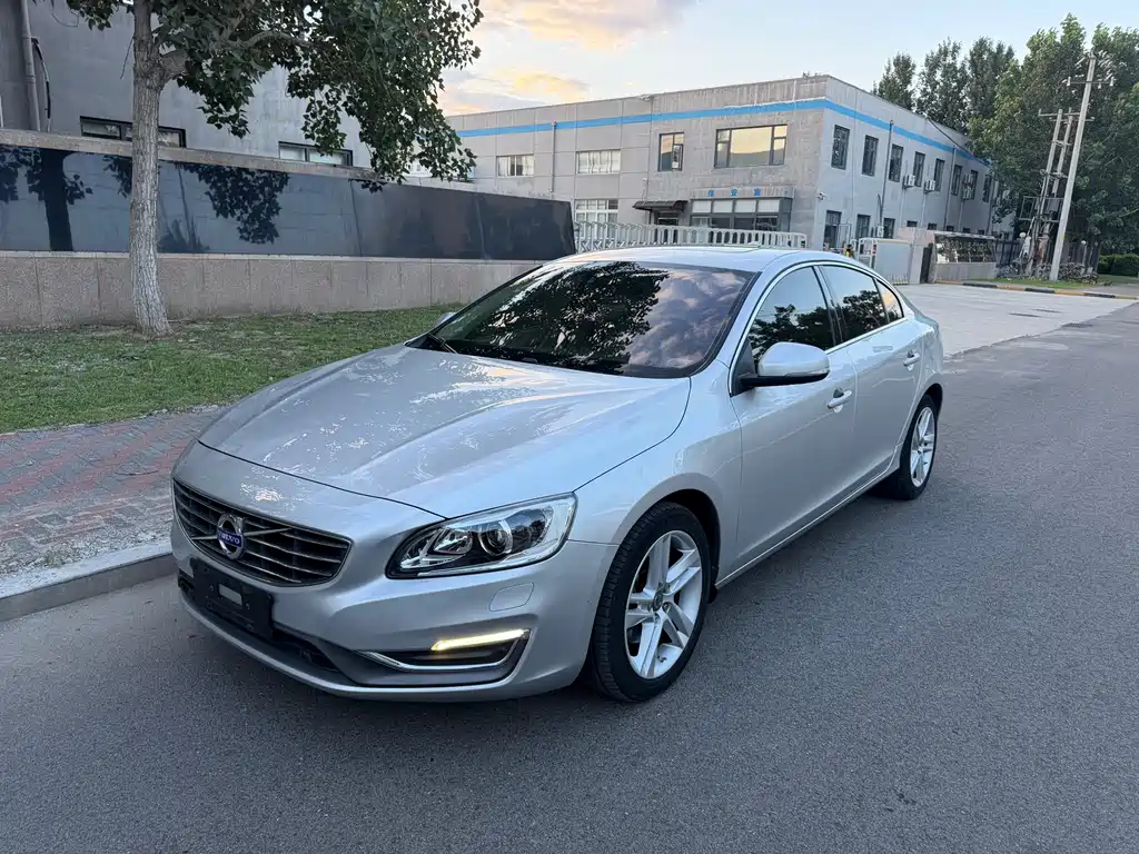 Volvo S60 2014