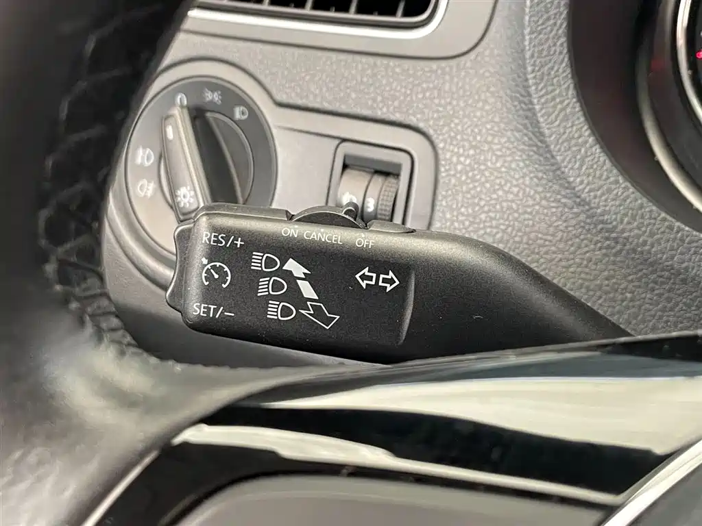 Volkswagen Polo 2017 — фото 14