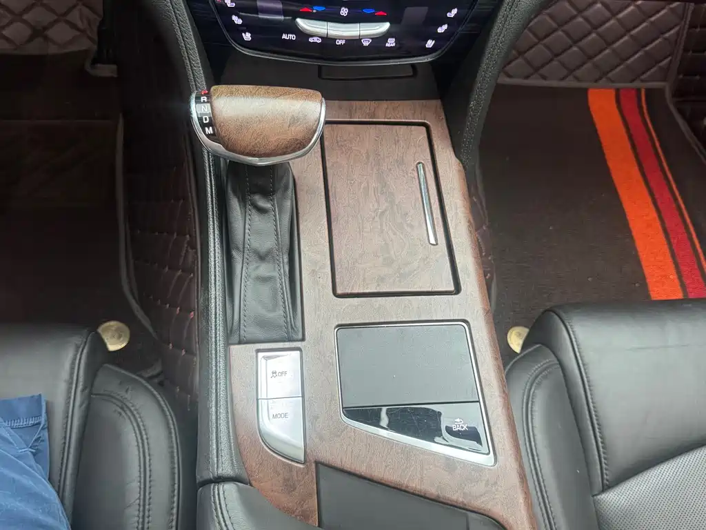 Cadillac CT6 2018 — фото 14