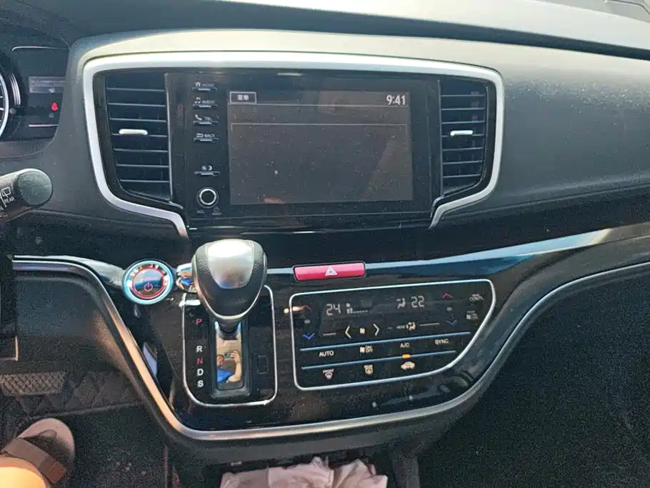 Honda Odyssey 2021 — фото 13
