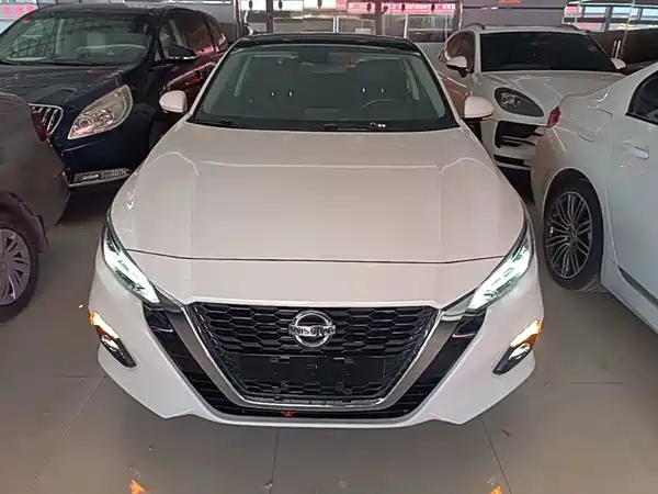 Nissan Teana 2021