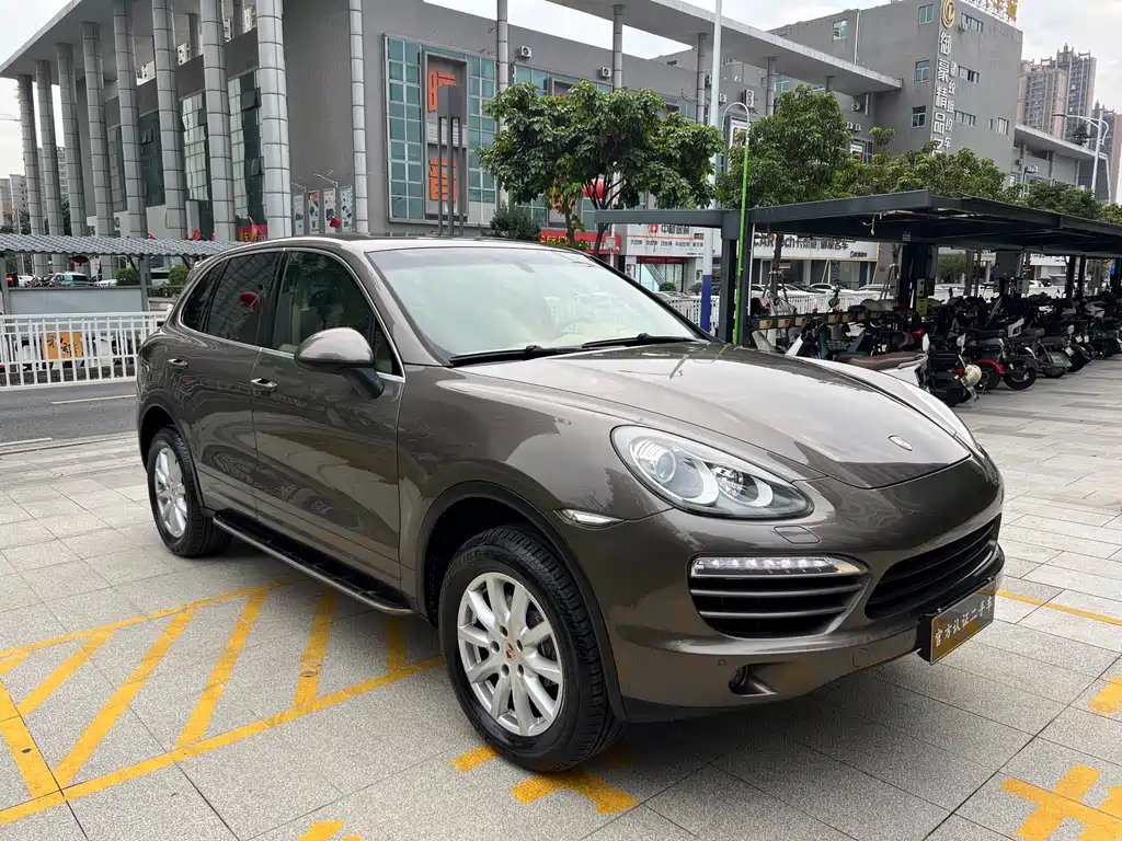 Porsche Cayenne 2014 — фото 2