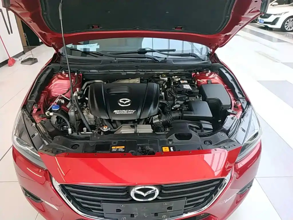 Mazda 3 Axela 2018 — фото 20