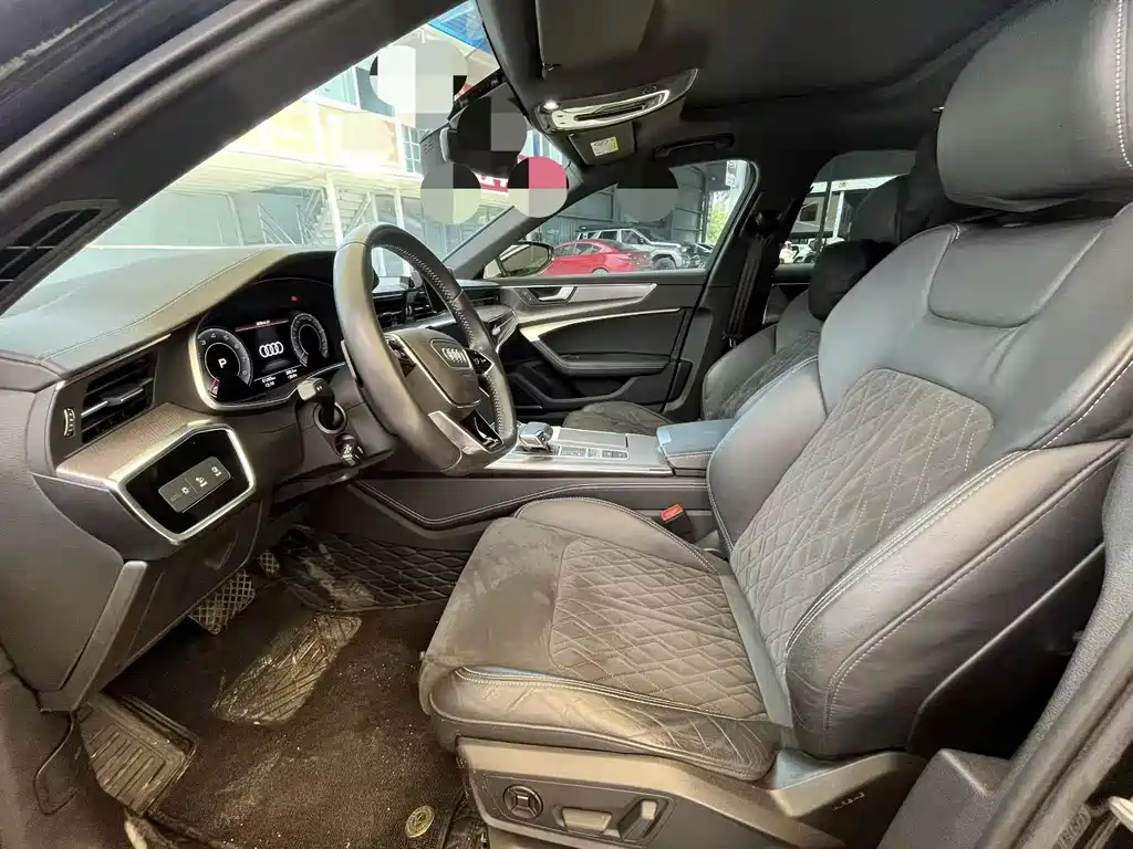 Audi A6L 2022