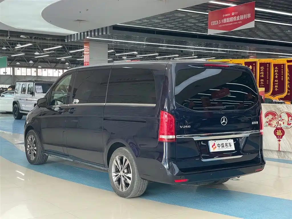 Mercedes-Benz V-Class 2018 — фото 5