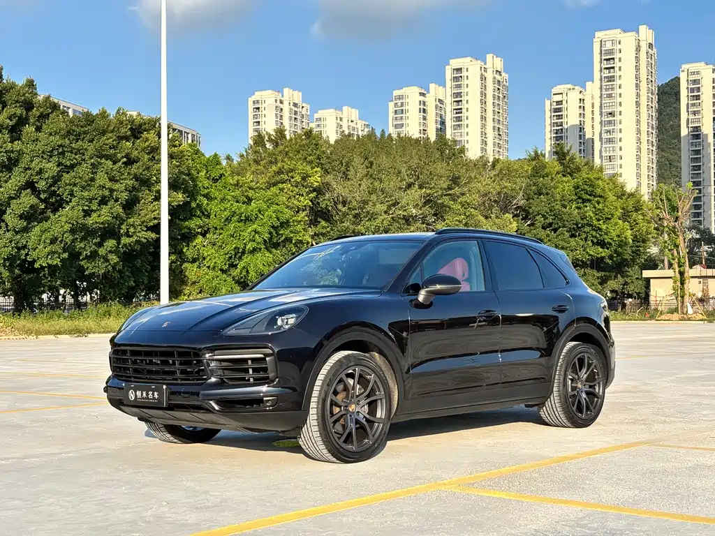 Porsche Cayenne 2019 — фото 1