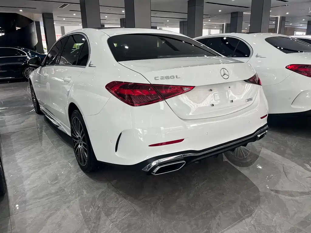 Mercedes-Benz C-Class 2022 — фото 7
