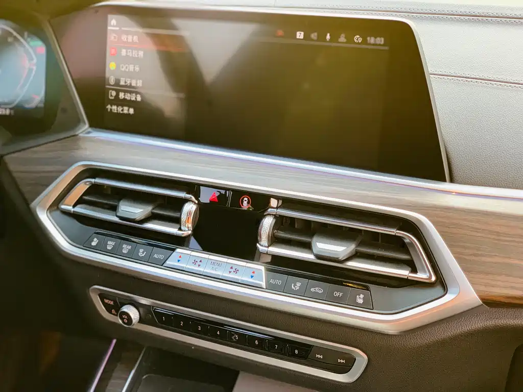 BMW X5 2023 — фото 10