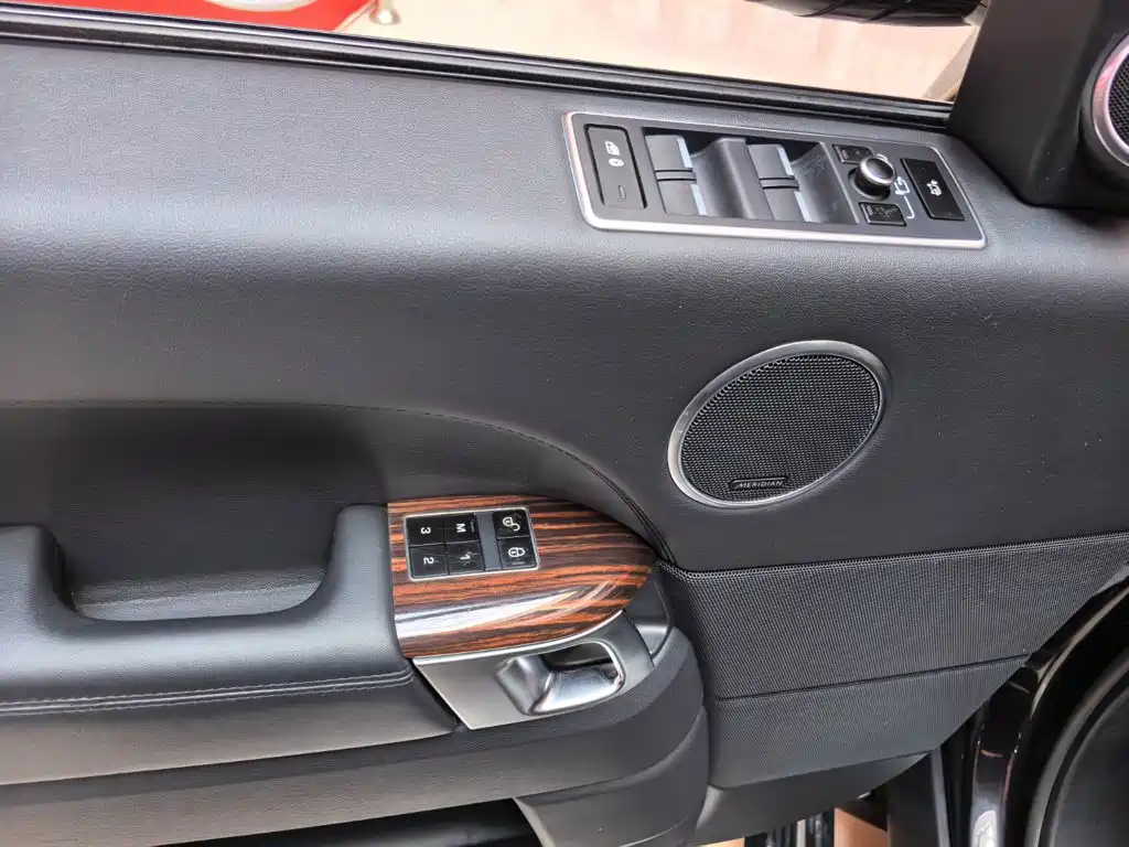 Land Rover Range Rover 2014 — фото 17