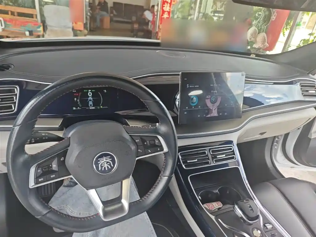 BYD Qin PLUS 2022 — фото 10