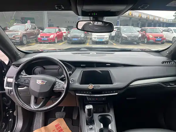 Cadillac XT4 2019