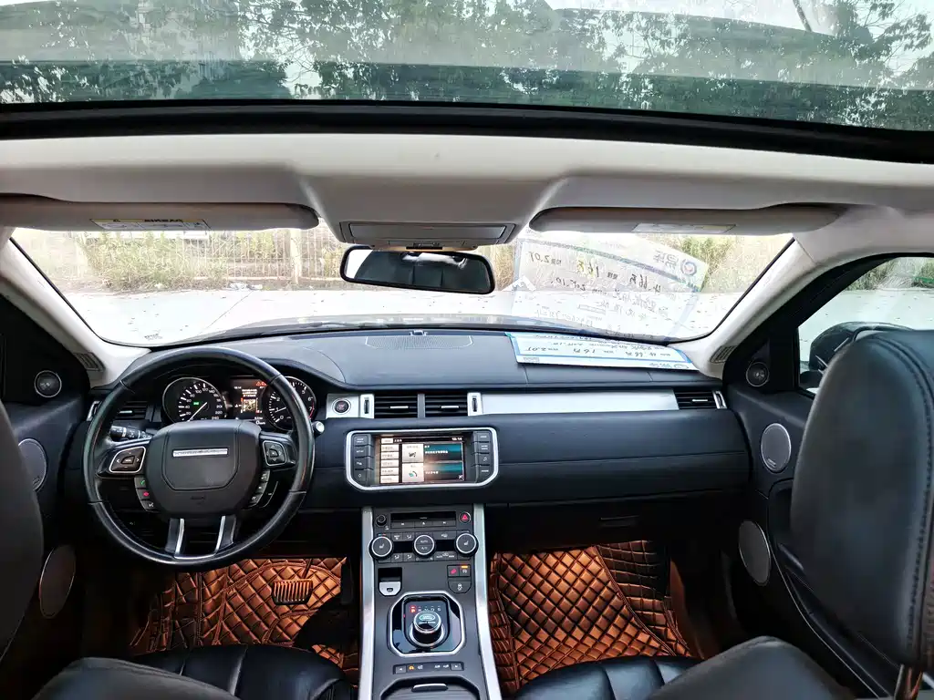 Land Rover Range Rover Evoque 2015 — фото 15