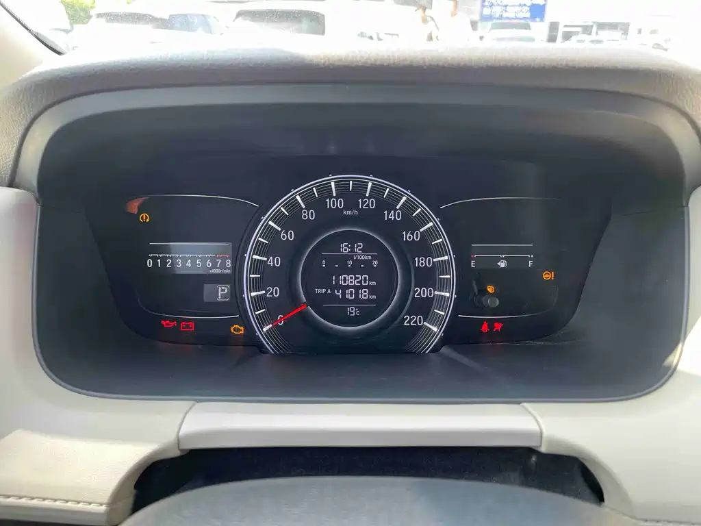 Honda Odyssey 2018 — фото 10