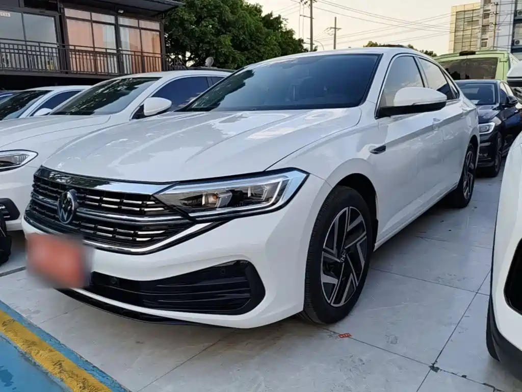 Volkswagen Sagitar 2024