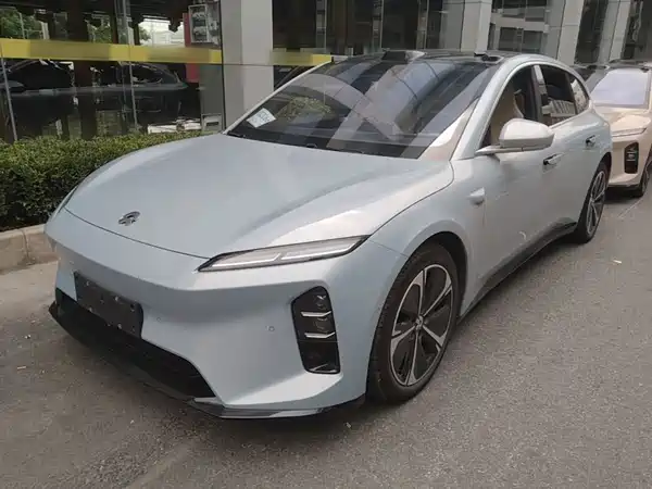 NIO ET5T 2025