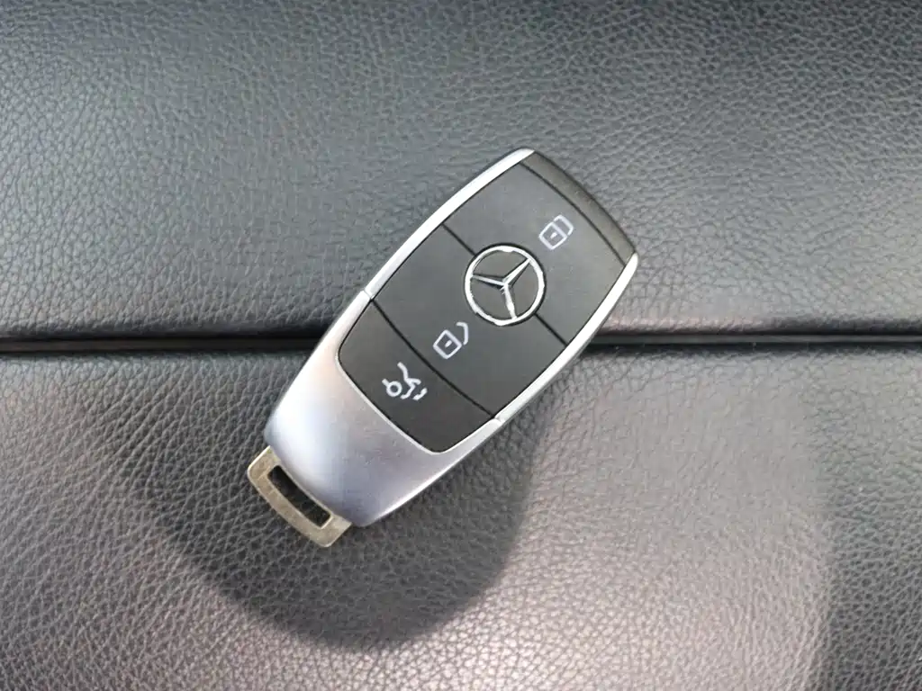 Mercedes-Benz C-Class 2019 — фото 11