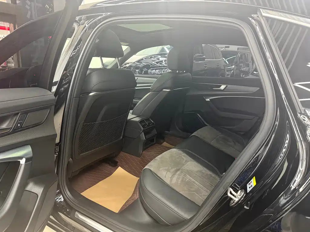 Audi A6L 2020
