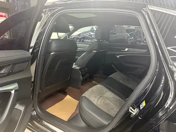 Audi A6L 2020
