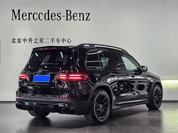Mercedes-Benz GLB AMG 2025