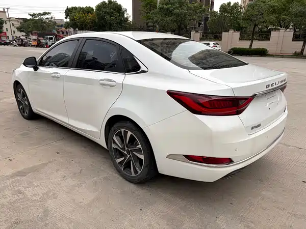 BAIC U7 2019