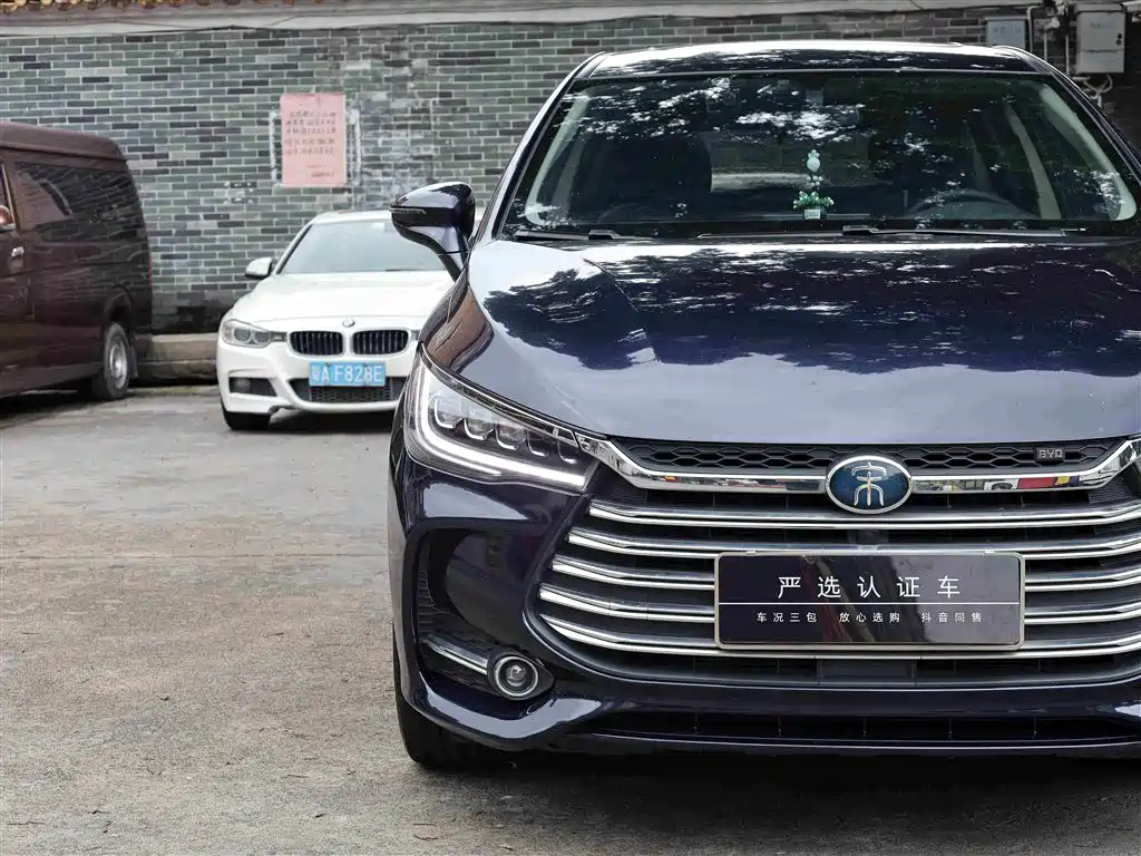 BYD MAX New Energy 2019 — фото 21