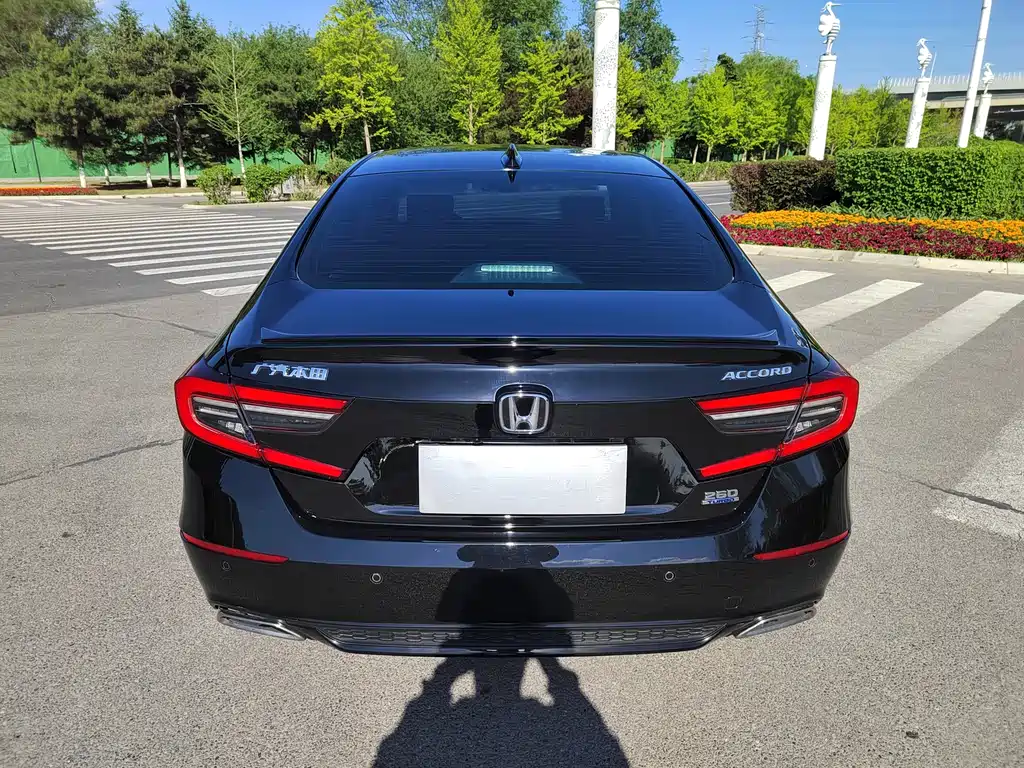 Honda Accord 2023 — фото 5